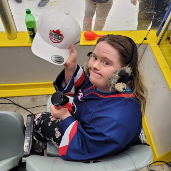 Meet your Posher, Kristine - Picture 1 of 1